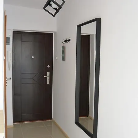 아파트 Apartament 3city Ii *